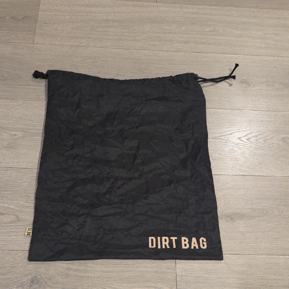 Beis Dirt Bag
